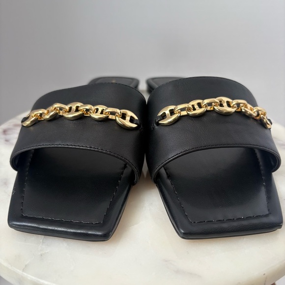 Ann Taylor Black Leather Slide Sandals Gold Chain Detail Size 10M - Picture 9 of 14